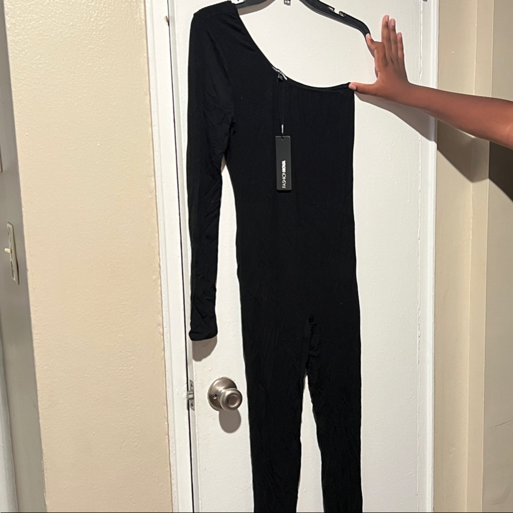 Fashion Nova Black One Shoulder Jumpsuit